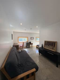 The Block - Suite 6 - Image 5
