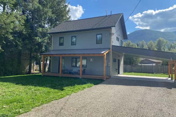 Erie Creek House - sleeps 4 - Image 1