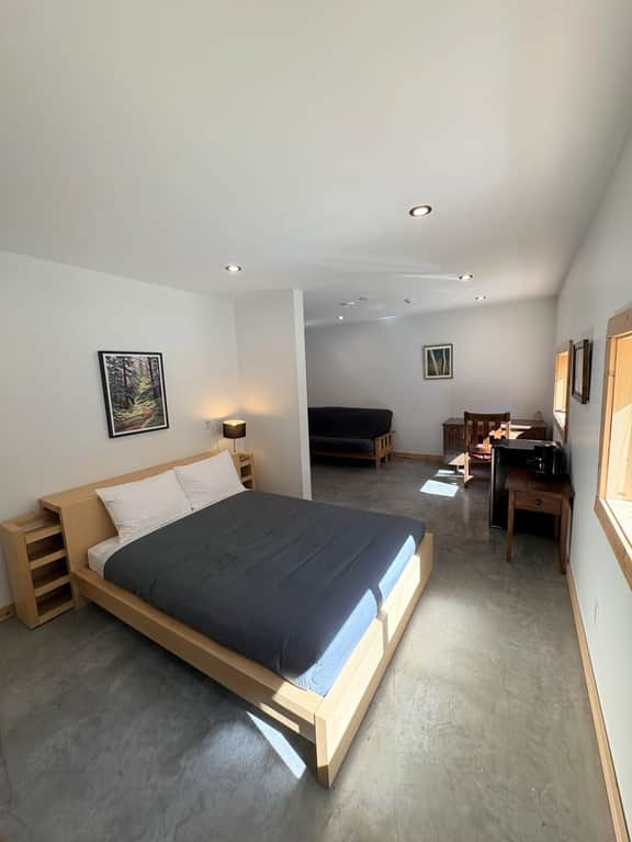 The Block - Suite 6 - Image 2